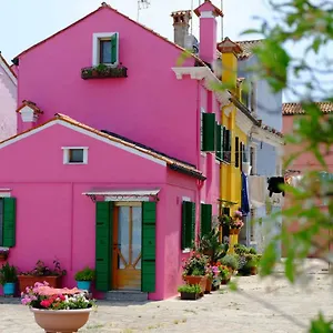 Night Galleria - Bed & Art In - The Pink House Hébergement de vacances
